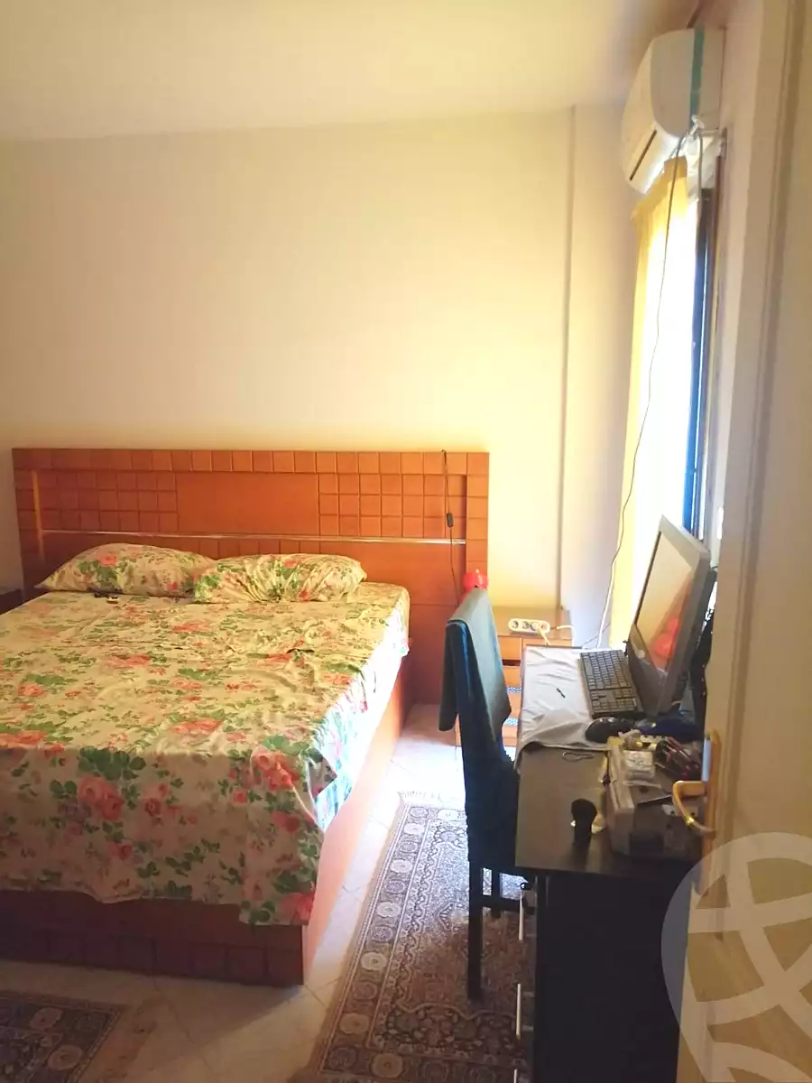 https://aqarmap.com.eg/ar/listing/6919355-for-sale-cairo-new-cairo-compounds-rehab-heights-compound-2-hassan-holding