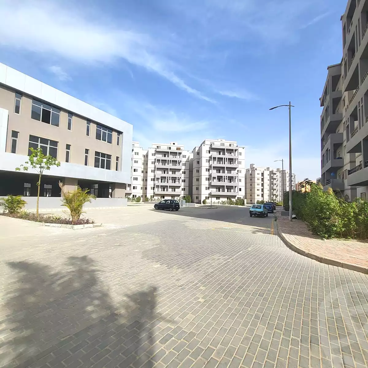 https://aqarmap.com.eg/ar/listing/6919643-for-sale-cairo-6th-of-october-hadaeq-october-compounds