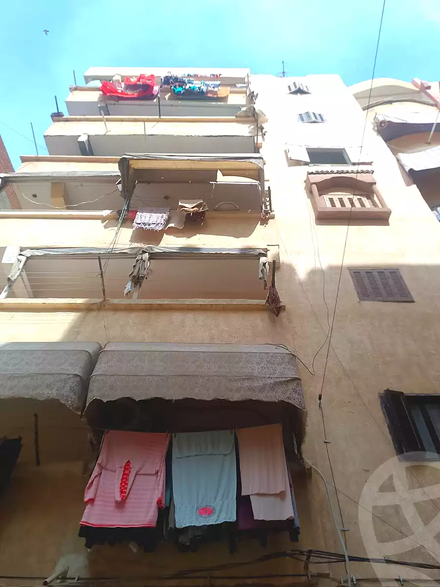 https://aqarmap.com.eg/ar/listing/6919945-for-sale-alexandria-al-agamy-el-hanouvel-emtedad-fatma-al-zahraa-st