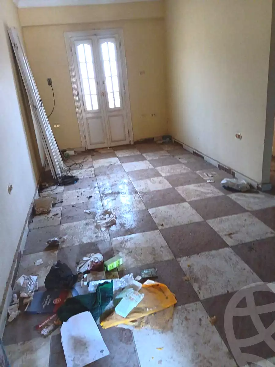 https://aqarmap.com.eg/ar/listing/6920257-for-sale-alexandria-moharram-bey-bwlynw