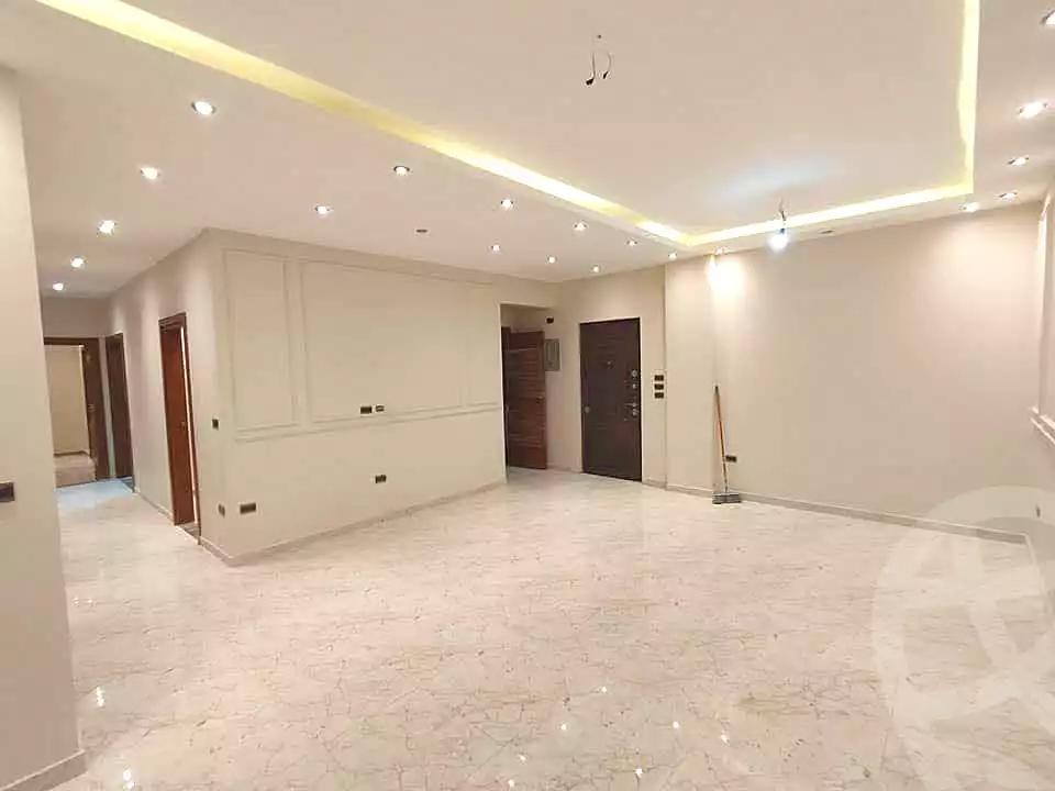 https://aqarmap.com.eg/ar/listing/6920668-for-rent-cairo-new-cairo-el-lotus-lotus-north-lmntq-lkhms-llwts-lshmly
