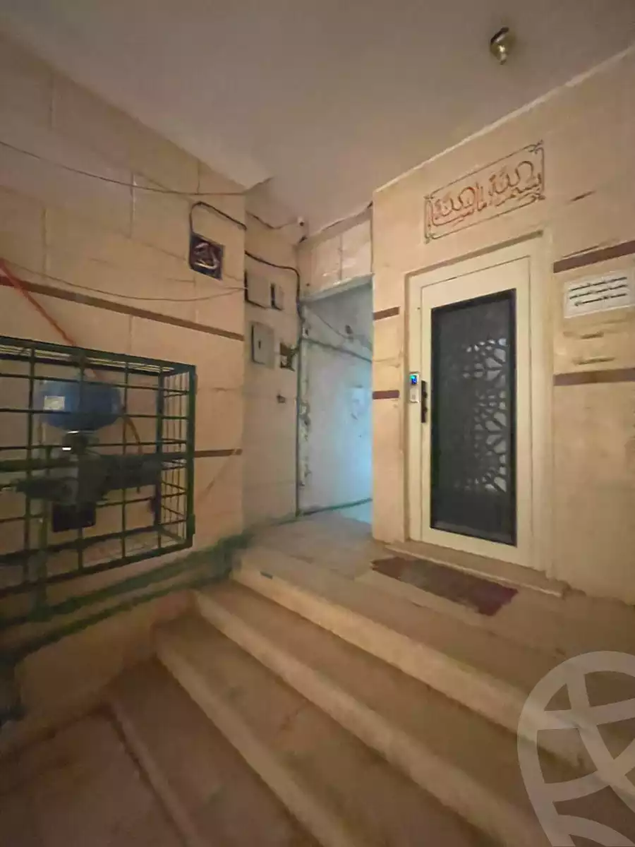 https://aqarmap.com.eg/en/listing/6921147-for-sale-cairo-el-haram-shareaa-khatem-el-morsalen