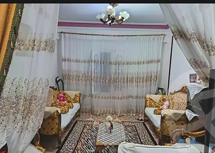 https://aqarmap.com.eg/ar/listing/6921451-for-sale-alexandria-al-agamy-el-hanouvel-radwan-st