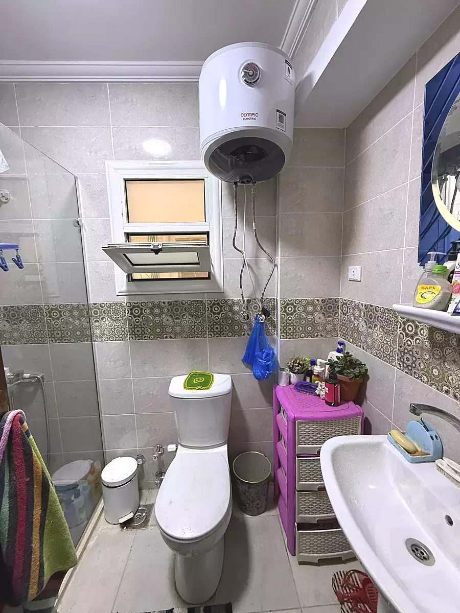 https://aqarmap.com.eg/ar/listing/6921465-for-sale-alexandria-sydy-bshr-sydy-bshr-bhry-mohamed-el-srafi-st.