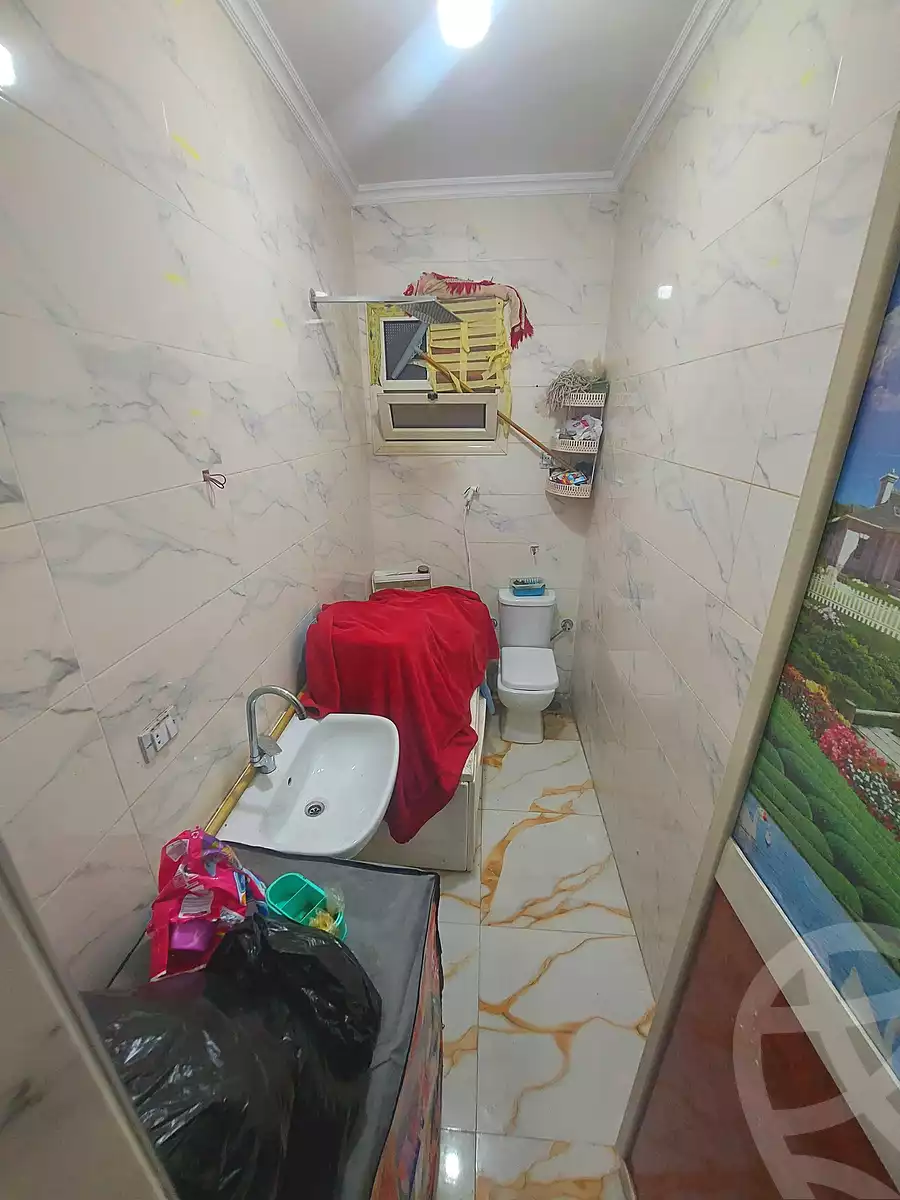 https://aqarmap.com.eg/ar/listing/6921654-for-sale-cairo-helwan-el-shareaa-el-sharby-st
