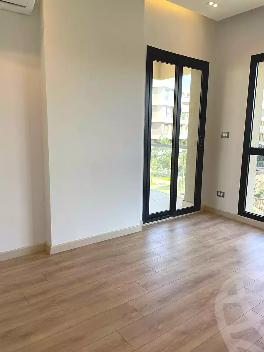 https://aqarmap.com.eg/ar/listing/6922132-for-sale-cairo-new-cairo-compounds-villette-kmbwnd-sky-kwndwz-swdyk-villette