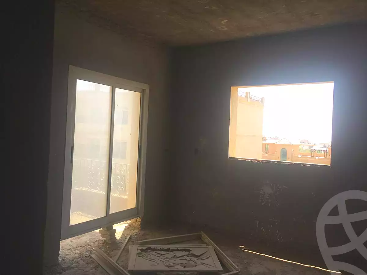 https://aqarmap.com.eg/en/listing/6922616-for-sale-cairo-el-shorouk-compounds-el-shorouk-2000