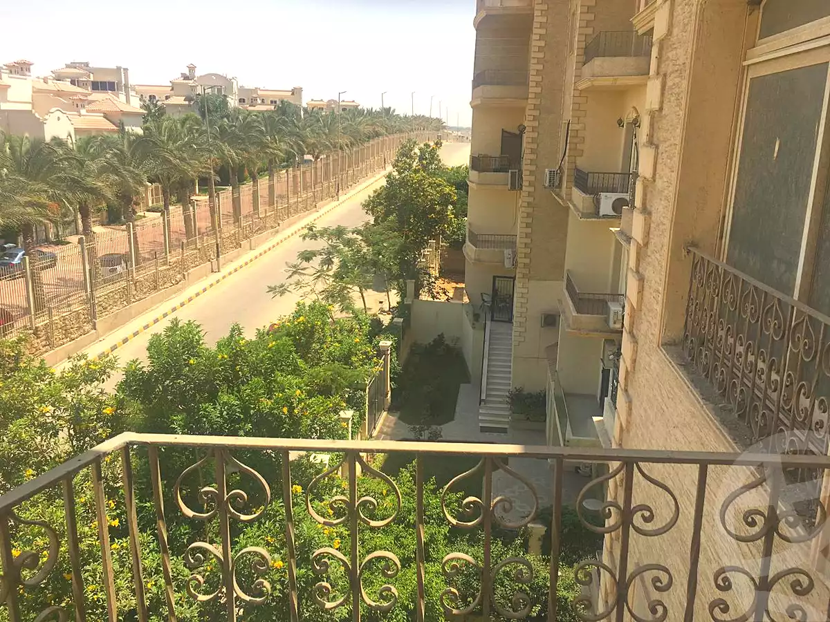 https://aqarmap.com.eg/en/listing/6922616-for-sale-cairo-el-shorouk-compounds-el-shorouk-2000