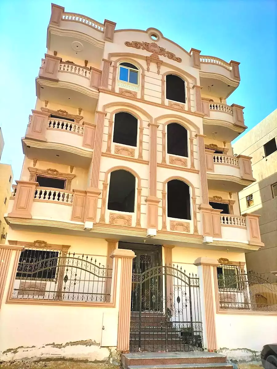 https://aqarmap.com.eg/ar/listing/6922699-for-sale-cairo-badr-city-hai-el-ashgar-featured-neighborhood-bait-el-watan