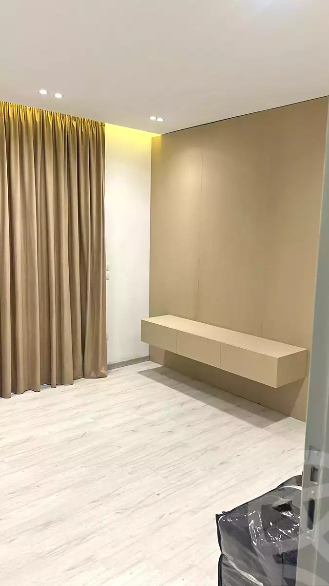 https://aqarmap.com.eg/ar/listing/6922753-for-rent-cairo-new-cairo-compounds-lakeview-residence