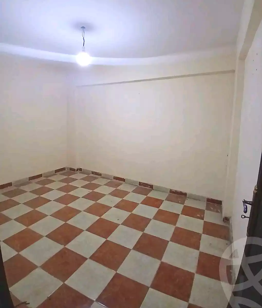 https://aqarmap.com.eg/en/listing/6922810-for-sale-alexandria-lsywf-el-falki