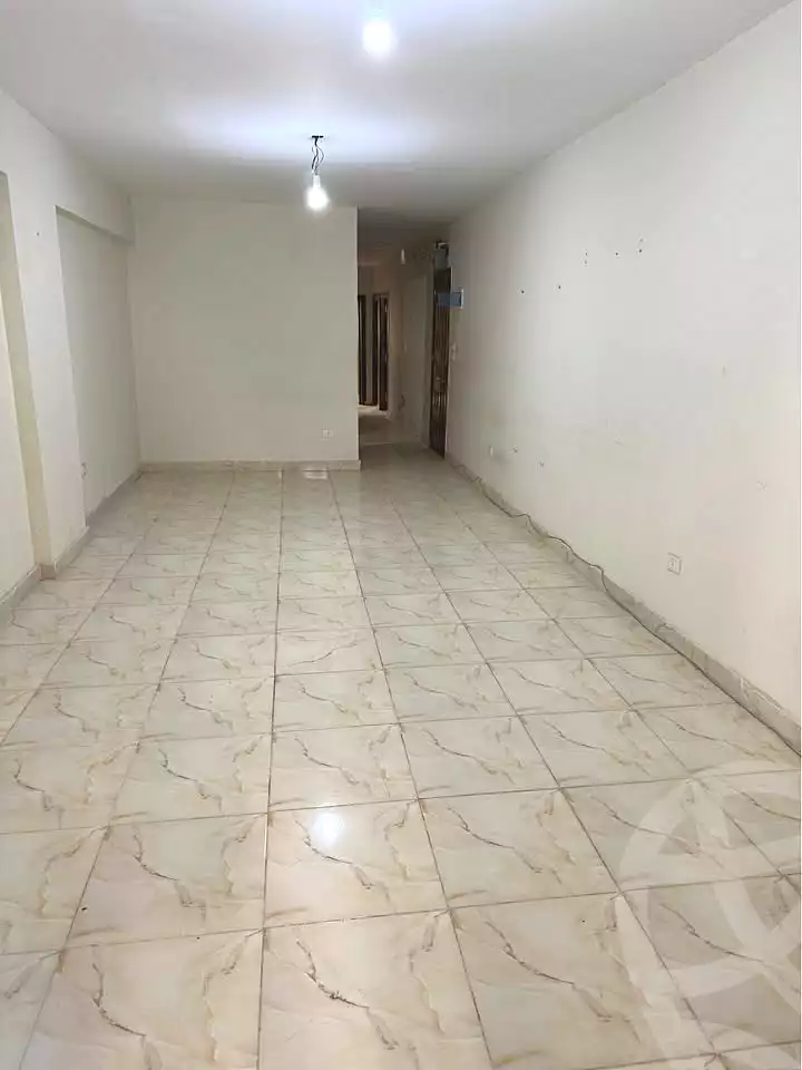 https://aqarmap.com.eg/ar/listing/6924086-for-sale-alexandria-moharram-bey-saleh-al-hedini-st