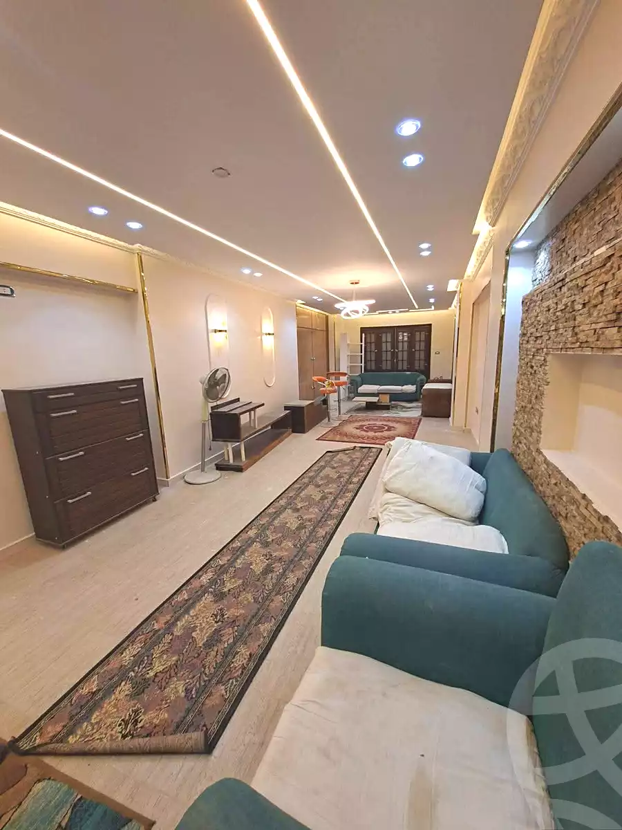 https://aqarmap.com.eg/ar/listing/6924209-for-sale-cairo-helwan-helwan-el-sharkeya-mostafa-safwat-st