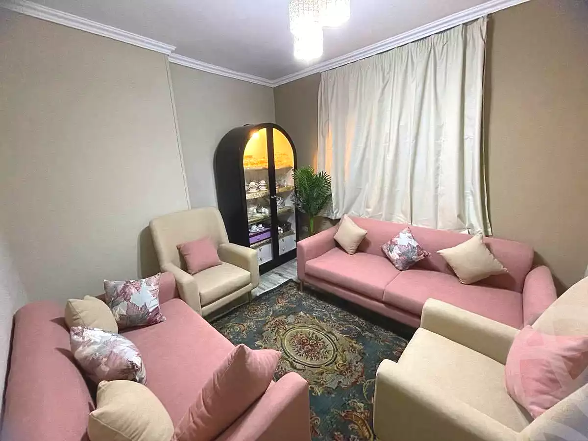 https://aqarmap.com.eg/en/listing/6924333-for-sale-cairo-helwan-hadayek-helwan-nile-corniche-st