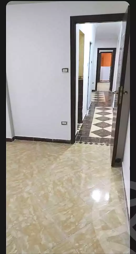 https://aqarmap.com.eg/ar/listing/6924732-for-sale-alexandria-bw-qyr-street-25