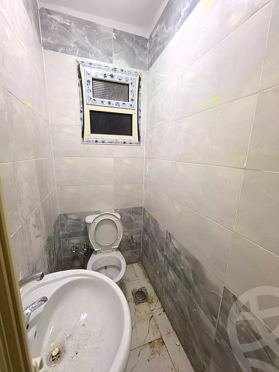 https://aqarmap.com.eg/en/listing/6925095-for-rent-cairo-ain-shams-jsr-lswys