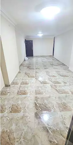 https://aqarmap.com.eg/ar/listing/6925233-for-rent-alexandria-el-montazah-compounds-in-el-montazah-royal-plaza-compound-al-halawany