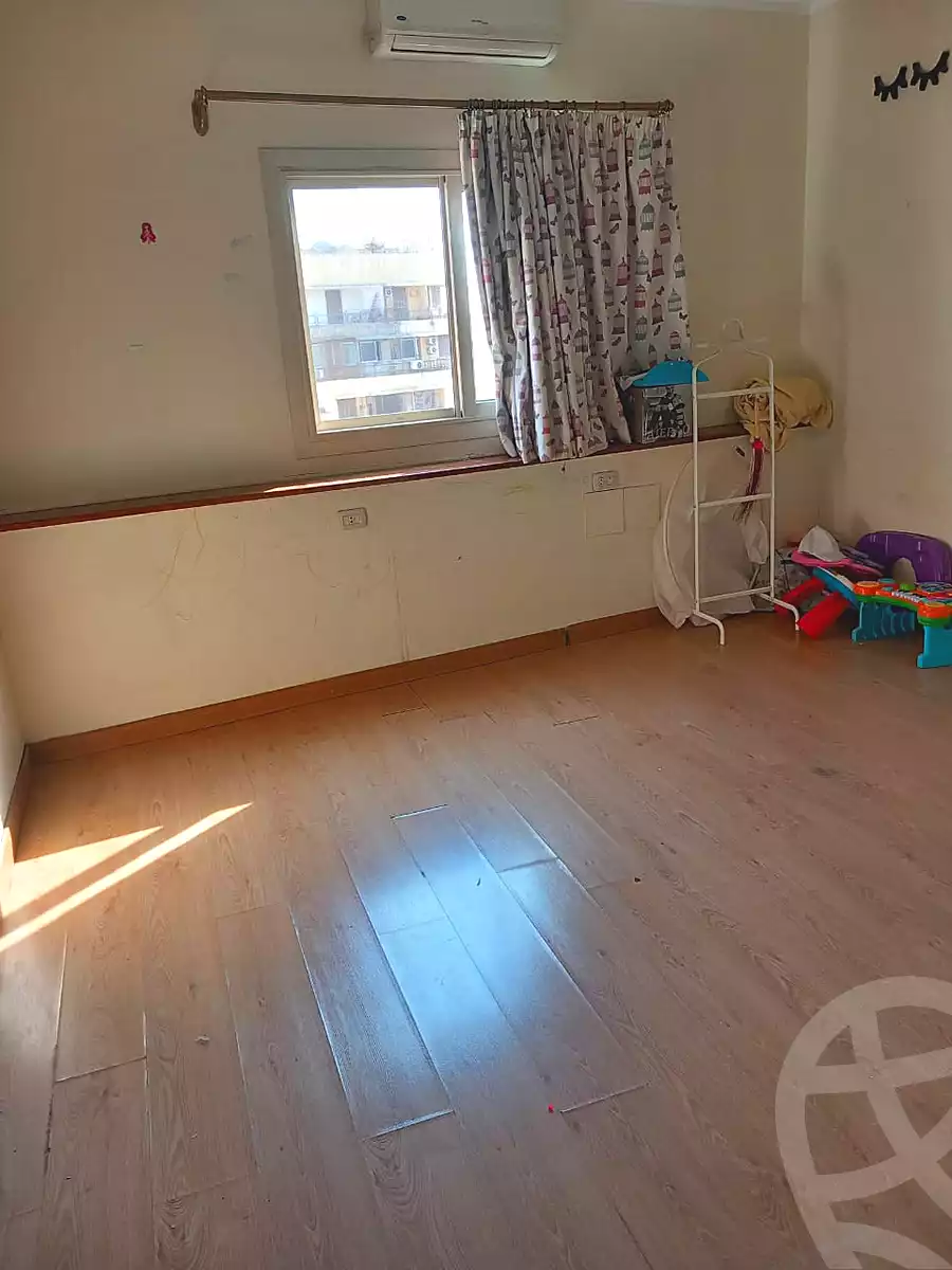 https://aqarmap.com.eg/ar/listing/6925453-for-rent-cairo-downtown-tl-t-hrb