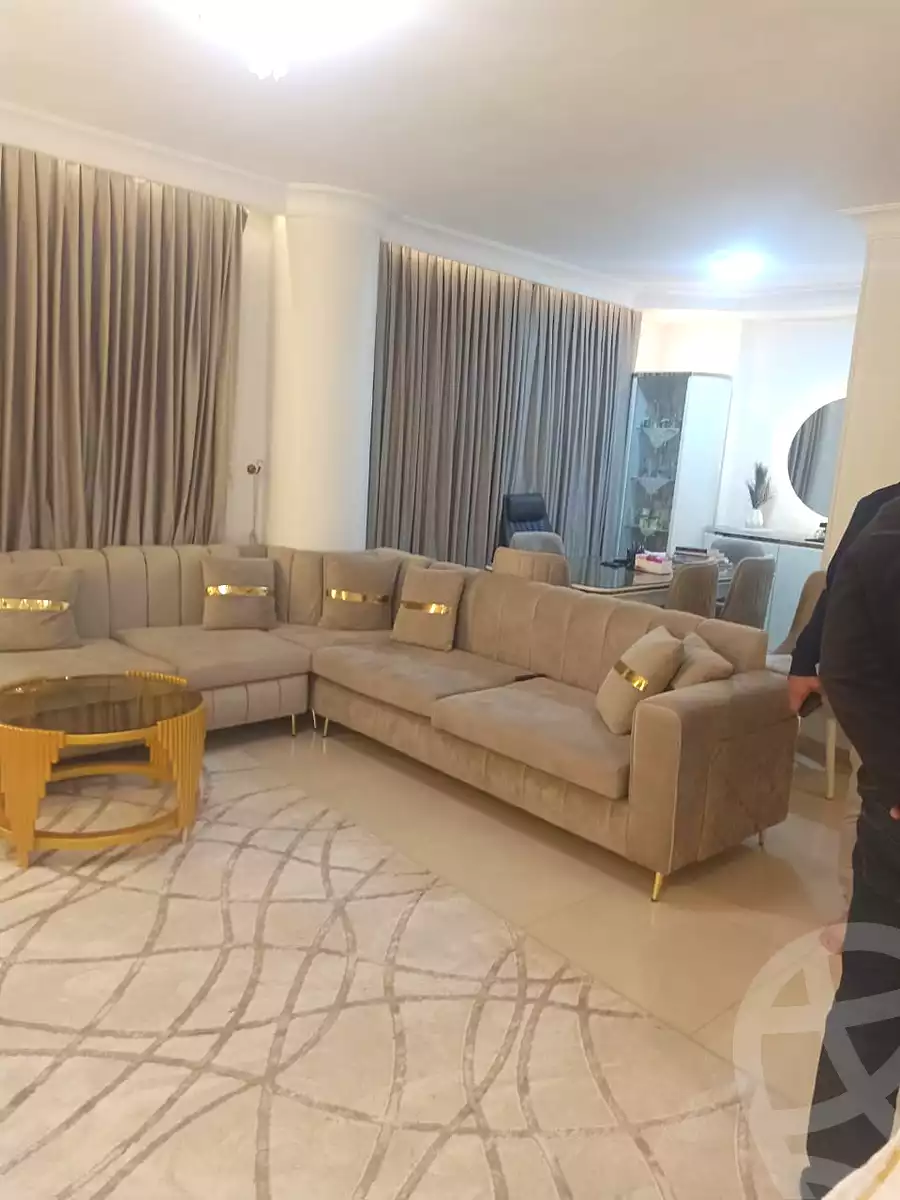 https://aqarmap.com.eg/ar/listing/6926028-for-sale-cairo-mokattam-el-hadabah-el-wosta-el-mantaqa-el-talta-al-rawda-resort-road