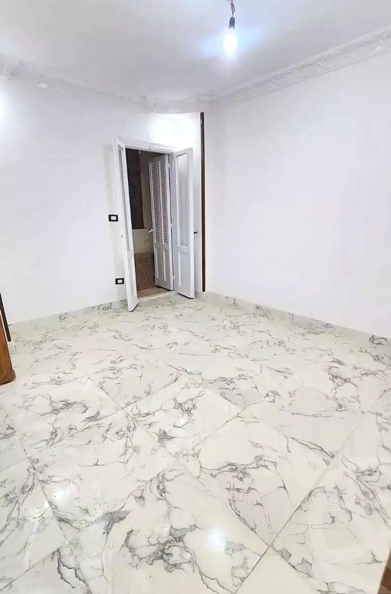 https://aqarmap.com.eg/ar/listing/6926410-for-sale-alexandria-el-mandara-shr-jml-bd-lnsr