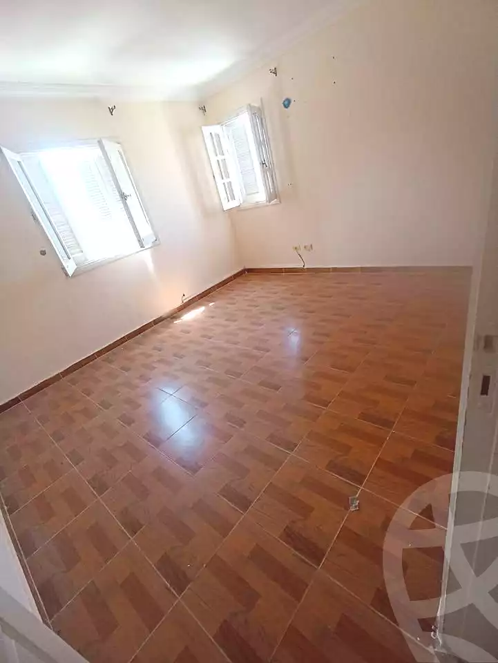 https://aqarmap.com.eg/ar/listing/6926452-for-rent-alexandria-zezenia