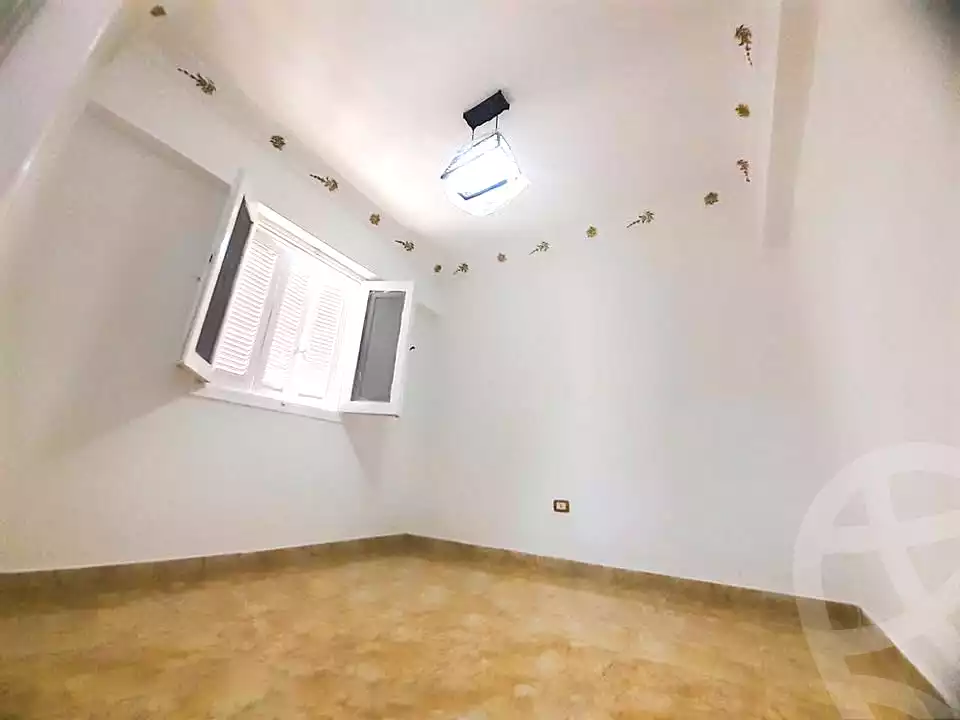https://aqarmap.com.eg/en/listing/6926469-for-sale-alexandria-al-agamy-shataa-el-nakheel-no-9-st