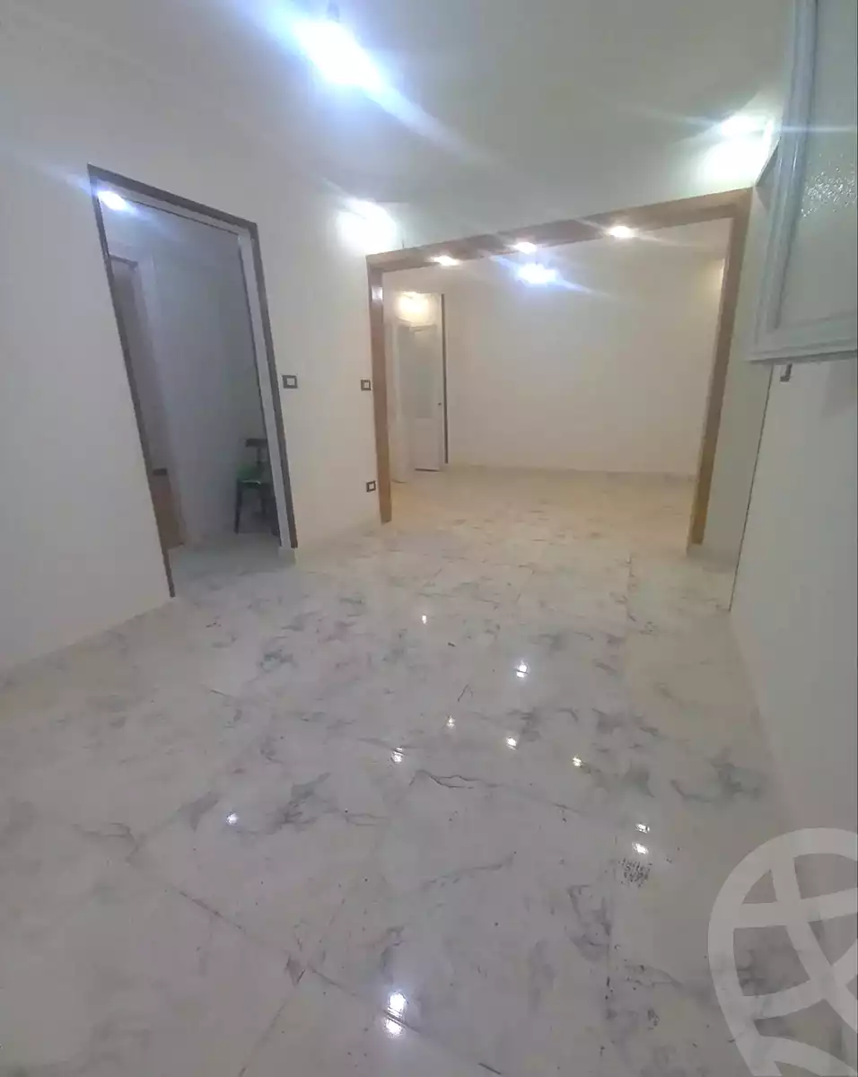 https://aqarmap.com.eg/en/listing/6926596-for-sale-alexandria-el-mandara-alex-el-mandara-bahri