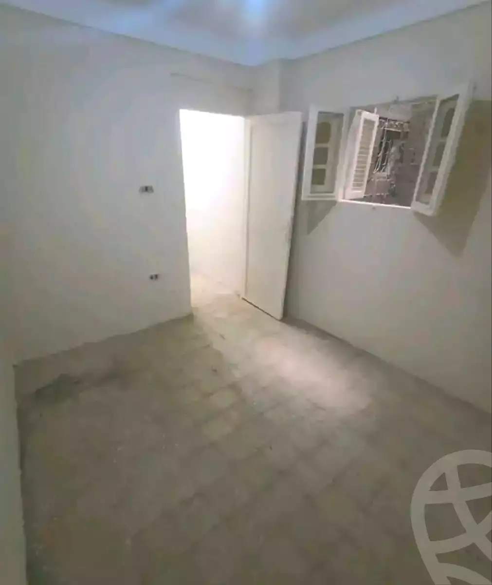 https://aqarmap.com.eg/en/listing/6926602-for-sale-alexandria-lsywf-el-falki