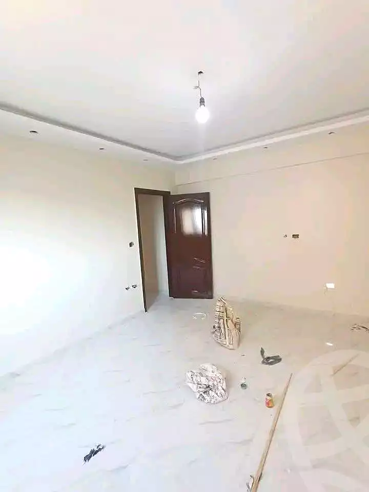 https://aqarmap.com.eg/ar/listing/6926804-for-sale-cairo-helwan-helwan-el-sharkeya-gaafar-st