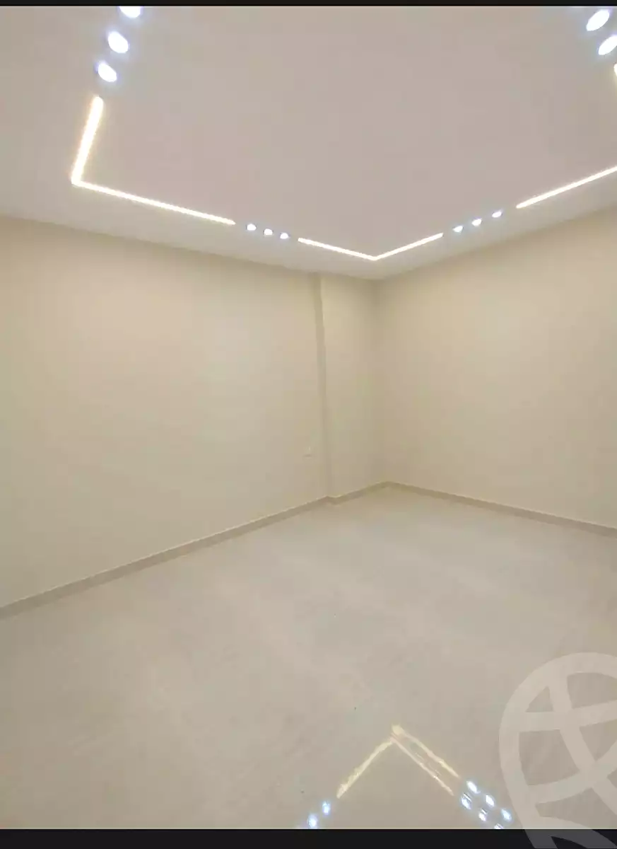 https://aqarmap.com.eg/ar/listing/6926956-for-sale-alexandria-sydy-bshr-sydy-bshr-bhry-gamal-abd-el-nasir-st