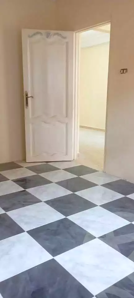 https://aqarmap.com.eg/ar/listing/6927297-for-sale-alexandria-alexandria-marsa-matrouh-rd