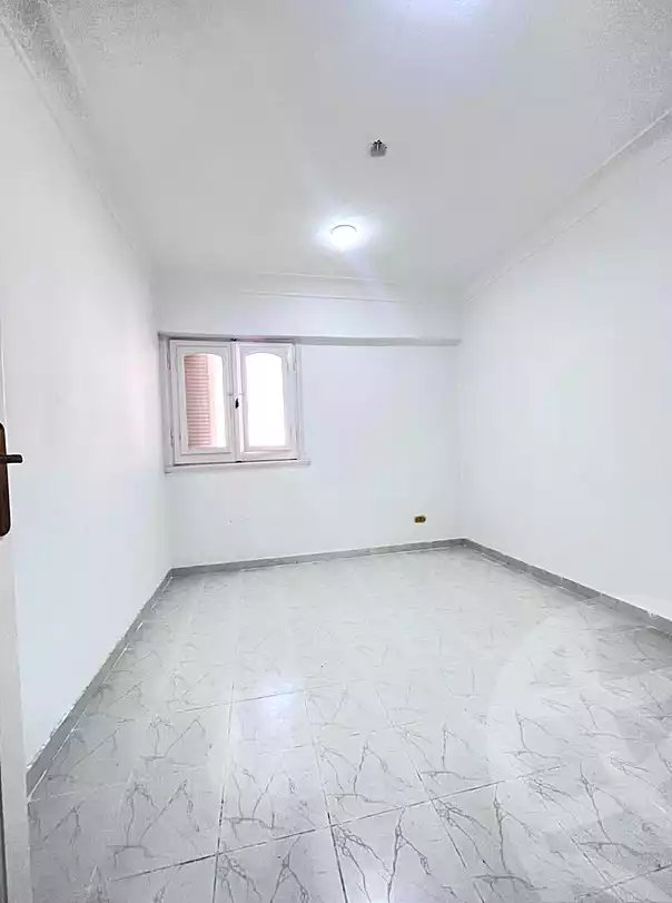 https://aqarmap.com.eg/ar/listing/6927476-for-sale-alexandria-al-agamy-shataa-el-nakheel