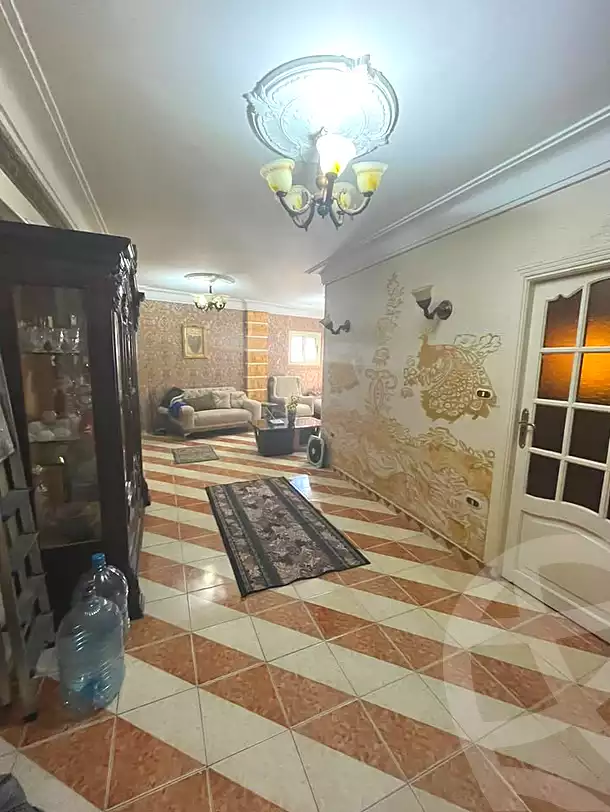 https://aqarmap.com.eg/ar/listing/6928053-for-sale-alexandria-alhadara-new-el-hadra