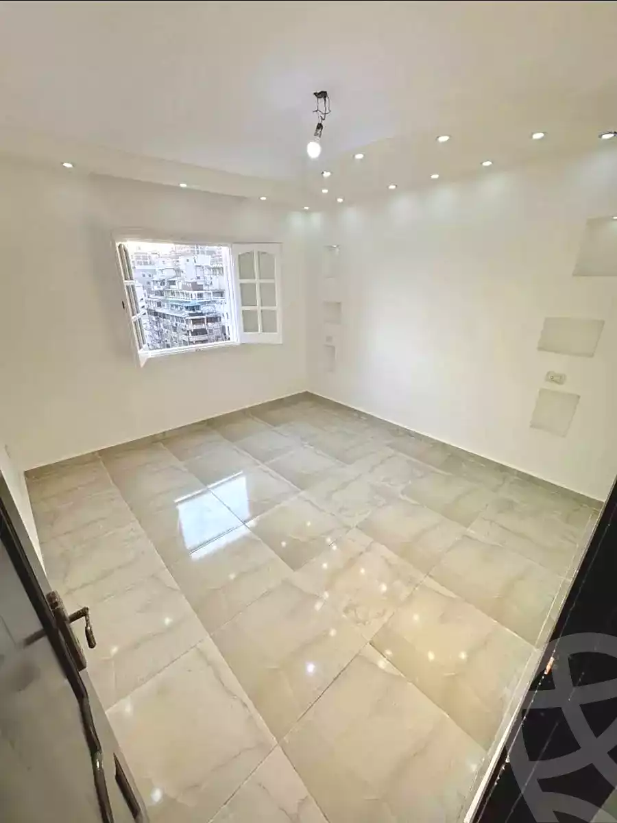 https://aqarmap.com.eg/en/listing/6928049-for-sale-alexandria-sydy-bshr-sydy-bshr-bhry-gamal-abd-el-nasir-st