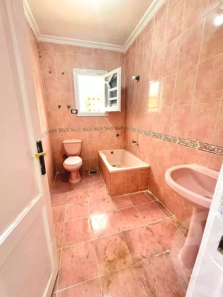 https://aqarmap.com.eg/en/listing/6928063-for-sale-alexandria-al-agamy-shataa-el-nakheel