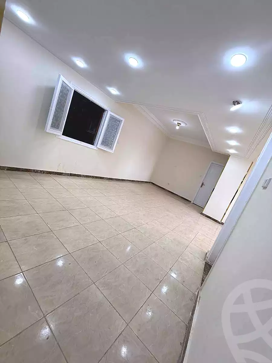 https://aqarmap.com.eg/ar/listing/6928152-for-sale-cairo-helwan-helwan-el-sharkeya-abd-el-rahman-pasha-st