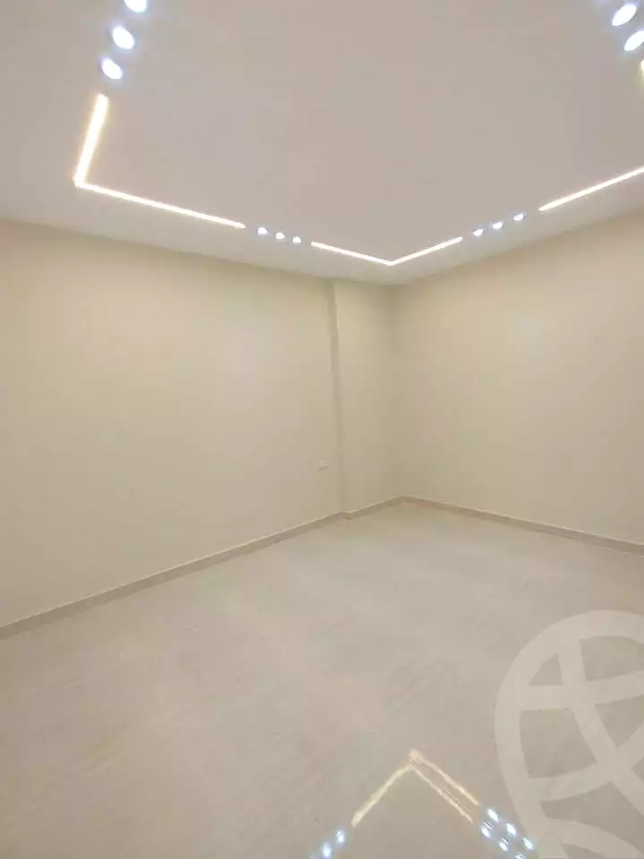 https://aqarmap.com.eg/ar/listing/6928262-for-sale-alexandria-sydy-bshr-sydy-bshr-bhry-gamal-abd-el-nasir-st
