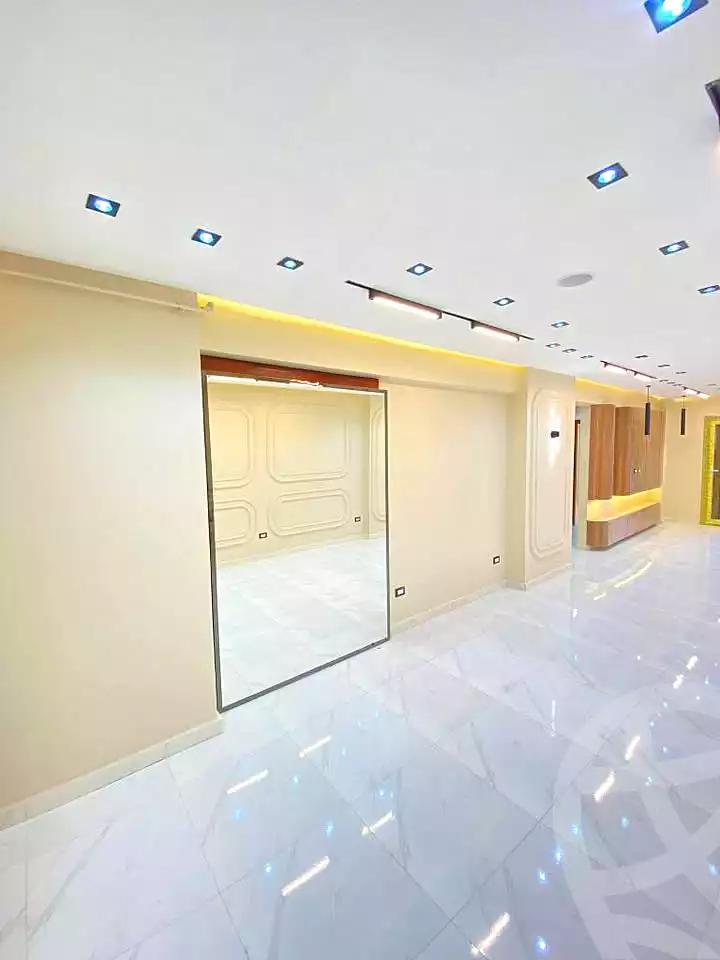 https://aqarmap.com.eg/ar/listing/6928398-for-sale-alexandria-al-agamy-lbytsh-bianchiii