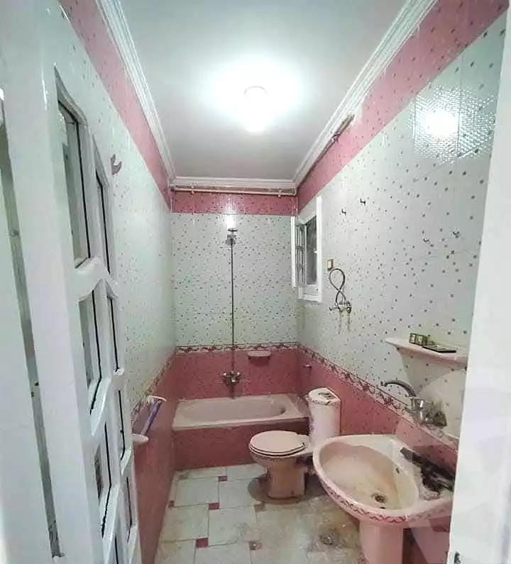https://aqarmap.com.eg/en/listing/6928819-for-sale-alexandria-lsywf-el-falki