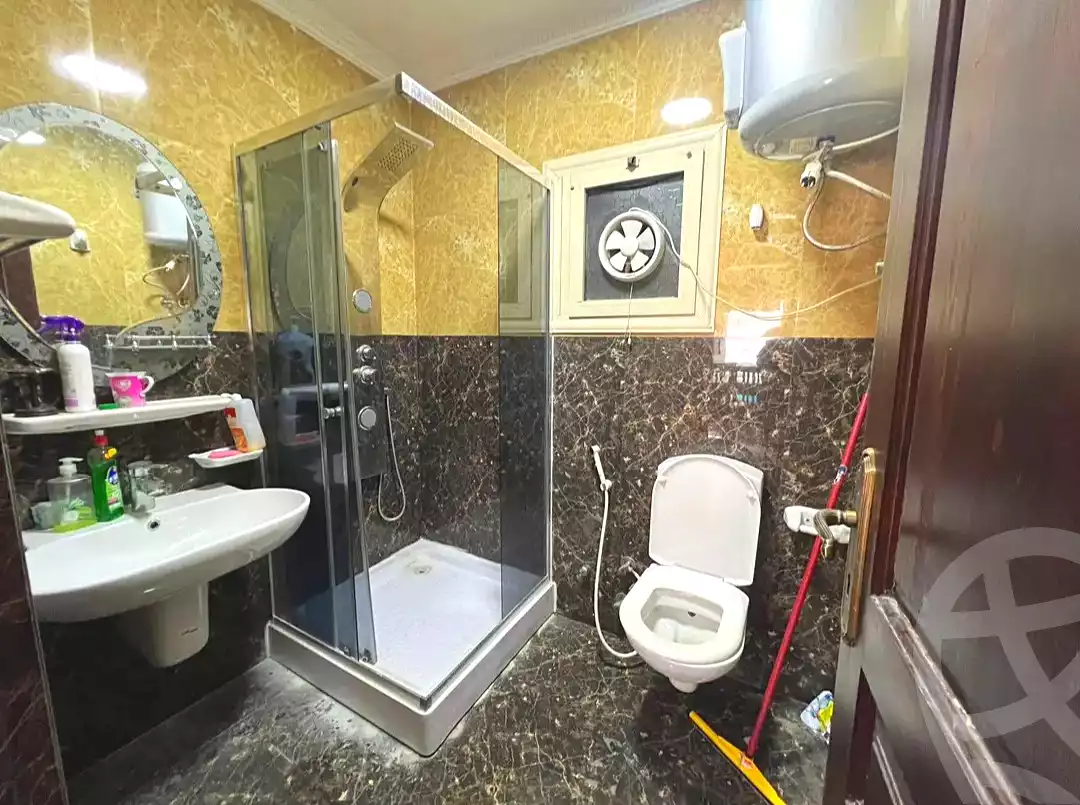 https://aqarmap.com.eg/ar/listing/6928859-for-sale-alexandria-sydy-bshr-tryq-ljysh