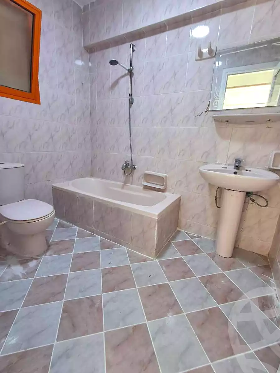 https://aqarmap.com.eg/en/listing/6929092-for-sale-alexandria-al-agamy-shataa-el-nakheel