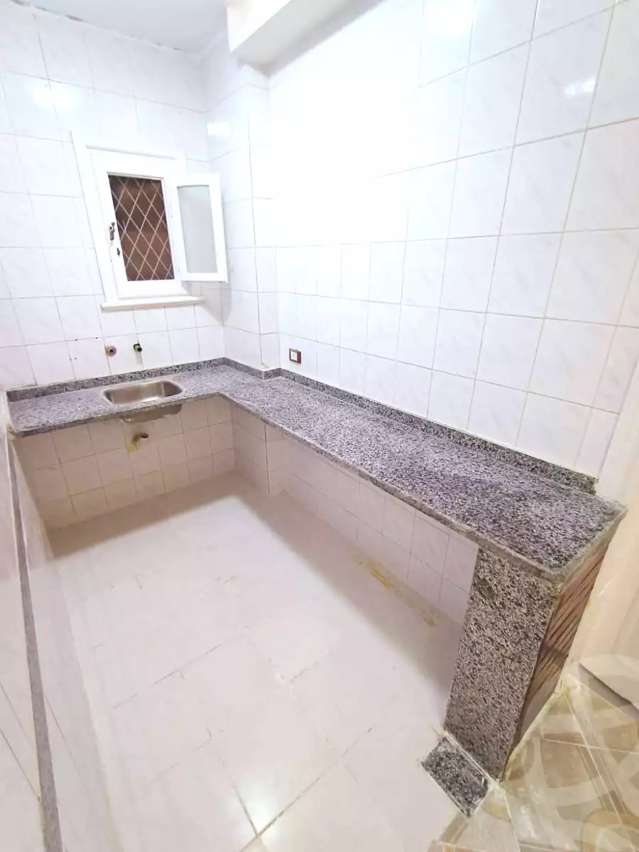 https://aqarmap.com.eg/ar/listing/6929133-for-sale-alexandria-al-agamy-shataa-el-nakheel