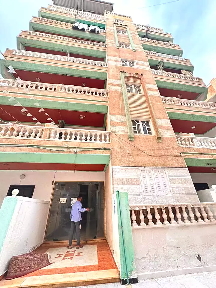 https://aqarmap.com.eg/ar/listing/6929312-for-sale-alexandria-al-agamy-shataa-el-nakheel-street-19
