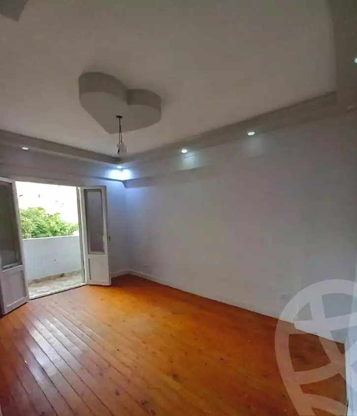 https://aqarmap.com.eg/ar/listing/6929499-for-sale-alexandria-al-agamy-lbytsh-el-hay-st