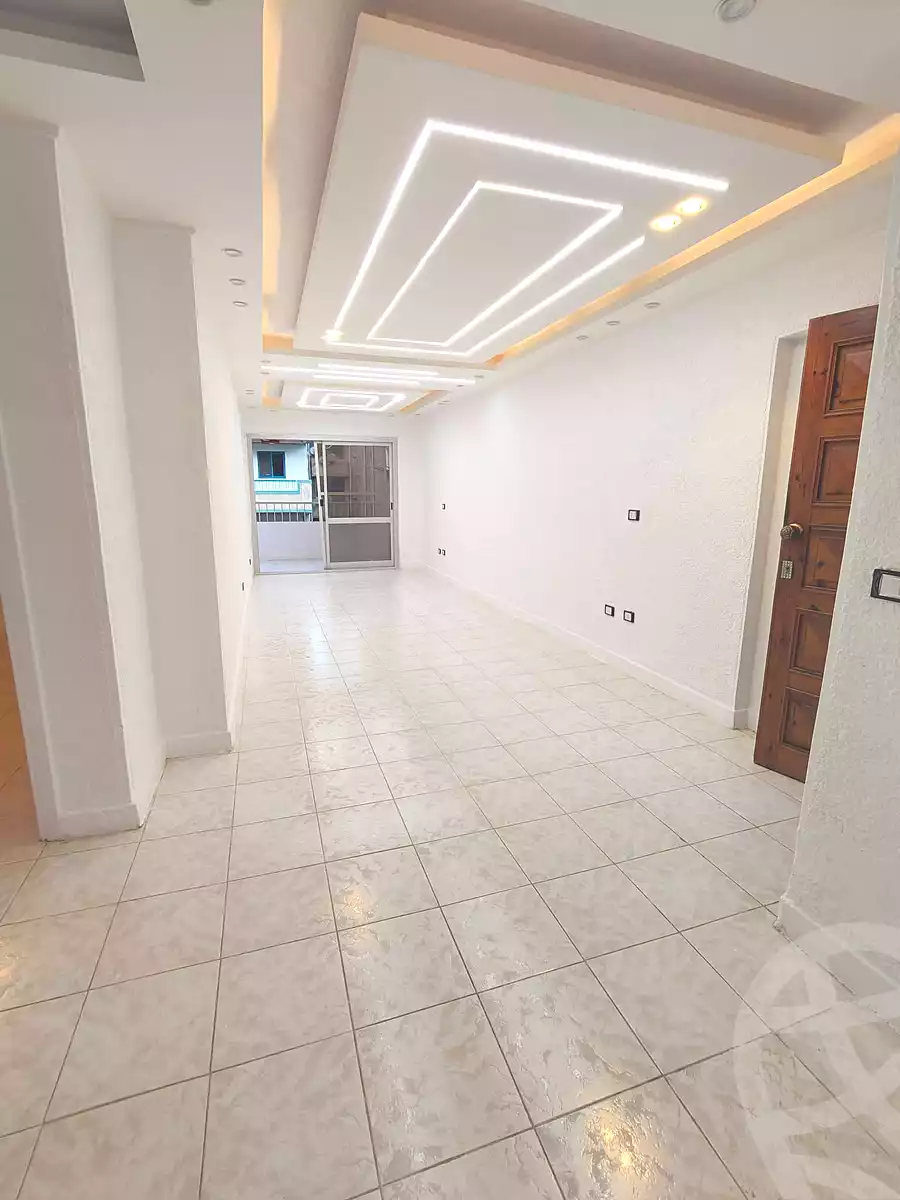 https://aqarmap.com.eg/ar/listing/6929834-for-sale-alexandria-al-agamy-shataa-el-nakheel
