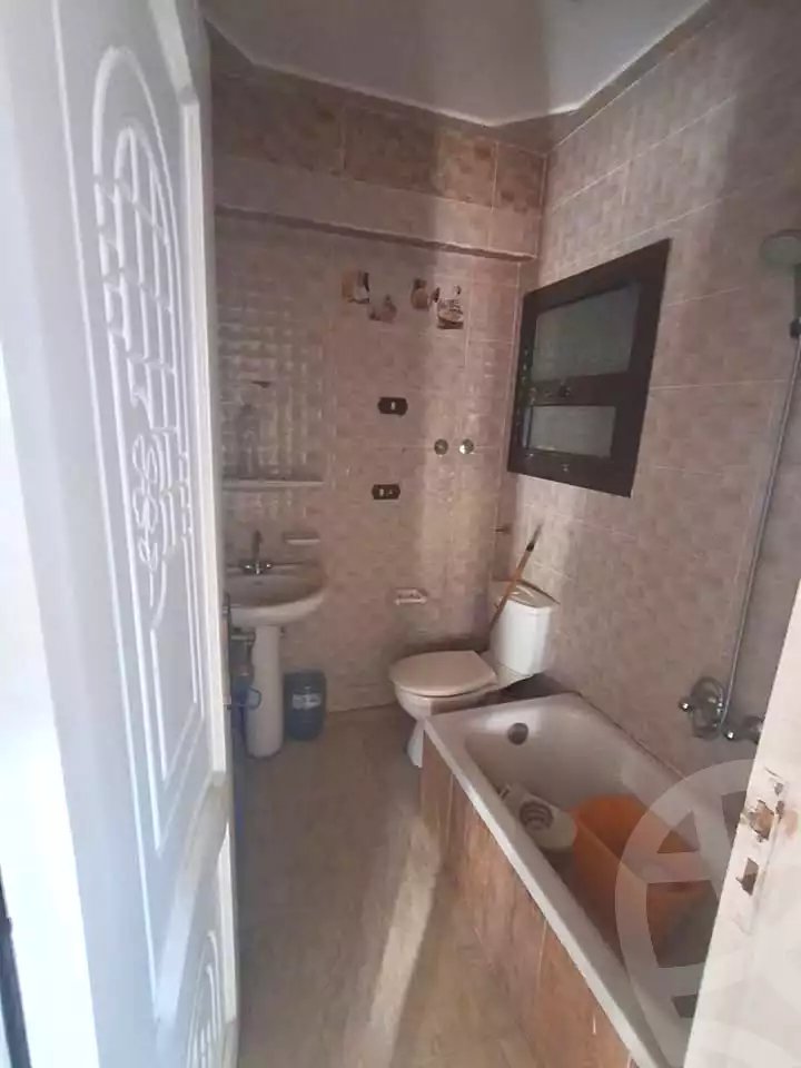 https://aqarmap.com.eg/ar/listing/6930103-for-sale-alexandria-al-agamy-lbytsh-el-hanafeya-st