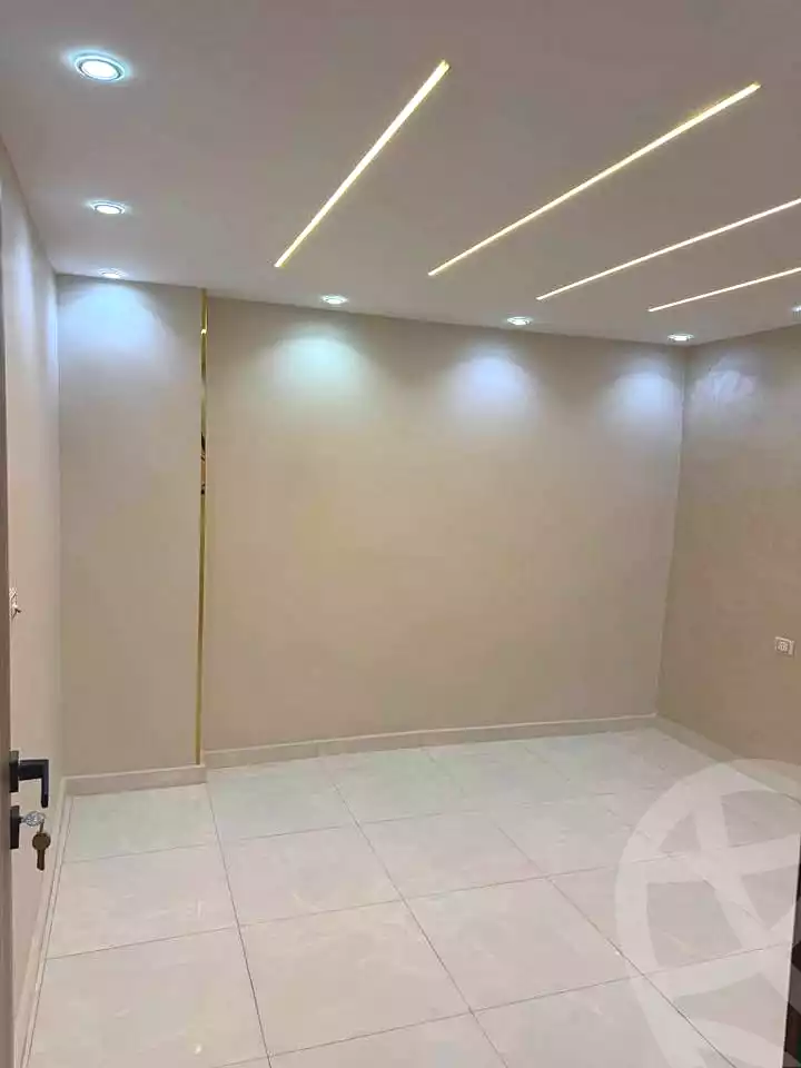 https://aqarmap.com.eg/ar/listing/6930113-for-sale-cairo-el-haram-el-lebeny-soltan-khattab-st