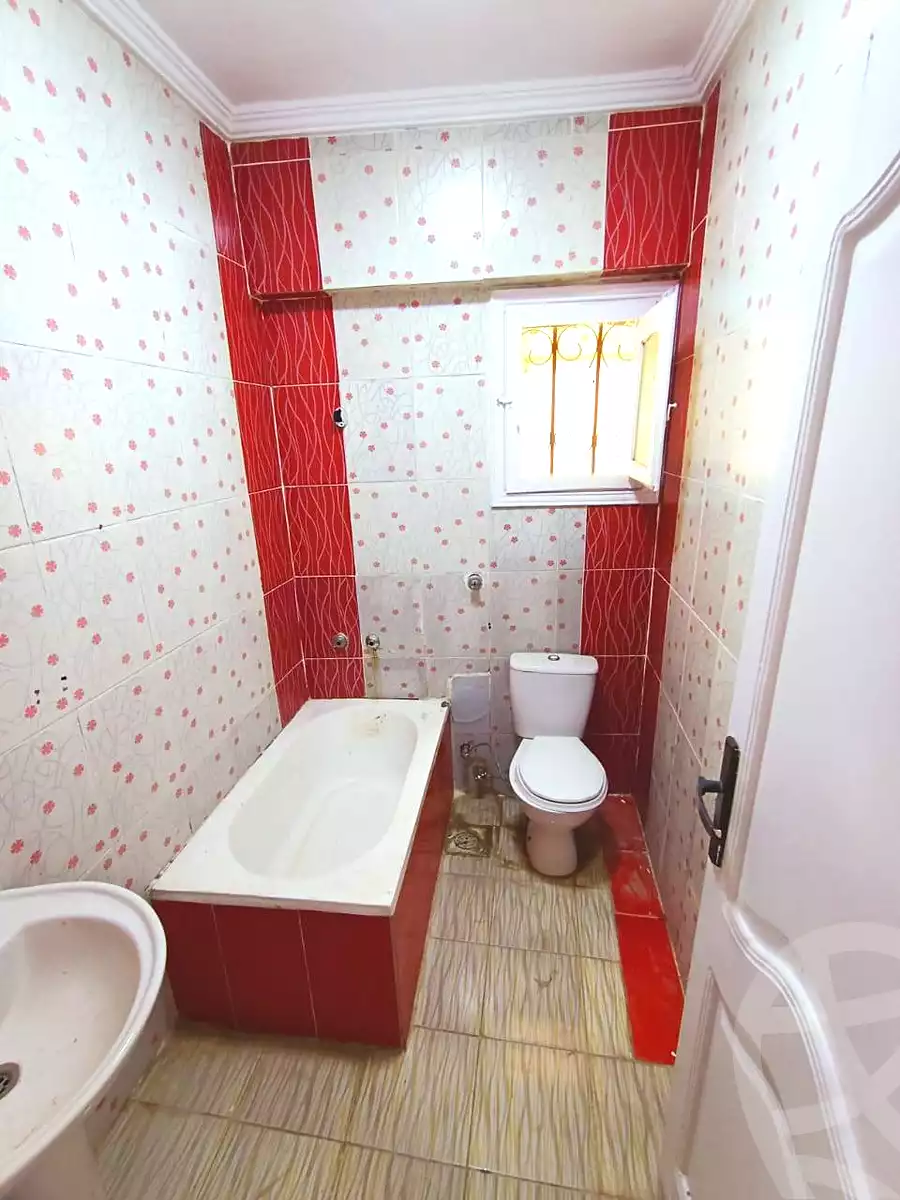 https://aqarmap.com.eg/en/listing/6930858-for-sale-alexandria-al-agamy-shataa-el-nakheel-street-10