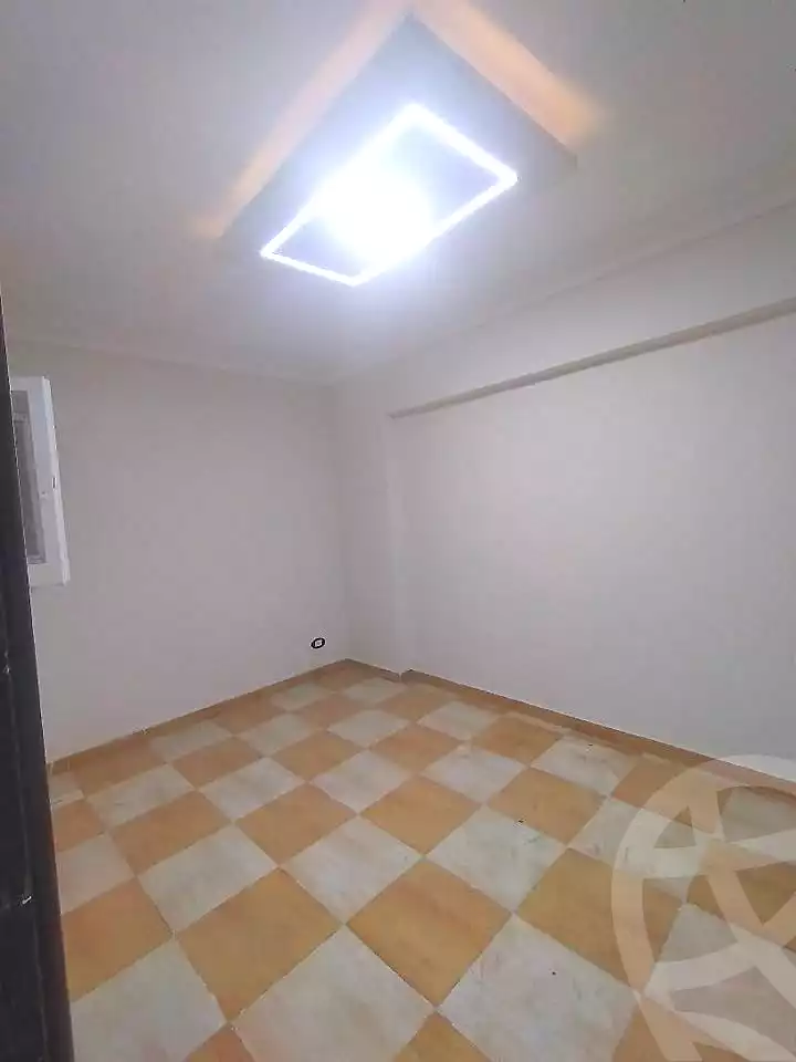 https://aqarmap.com.eg/ar/listing/6931090-for-sale-alexandria-lsywf-el-falki