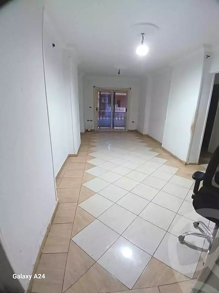 https://aqarmap.com.eg/ar/listing/6931148-for-rent-alexandria-el-asafra-l-sfr-bhry